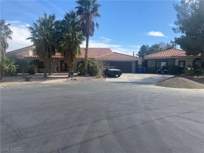 5670 N El Capitan Way, Las Vegas, NV 89149