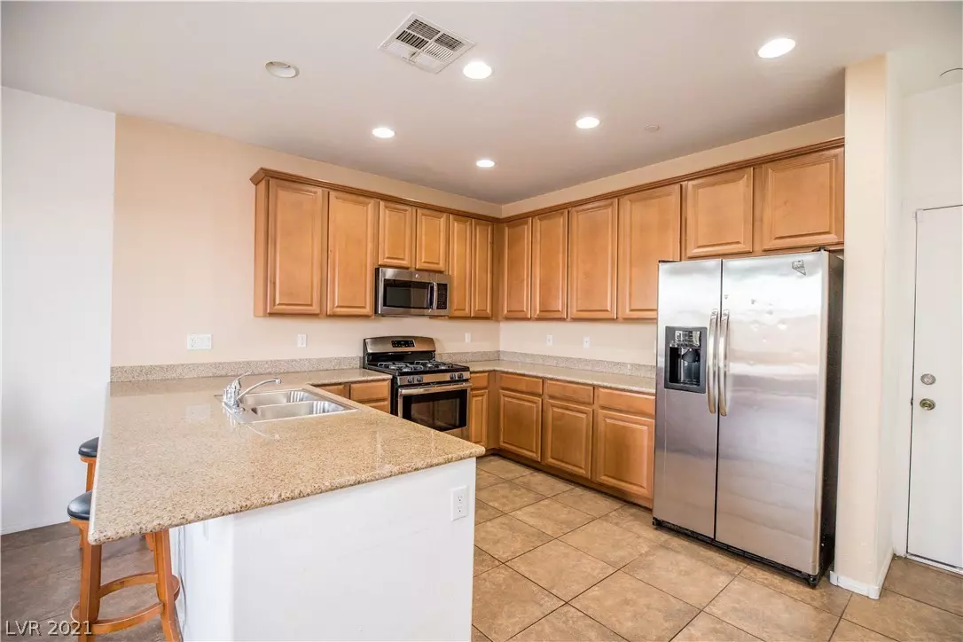 Henderson, NV 89011,604 Taliput Palm Place