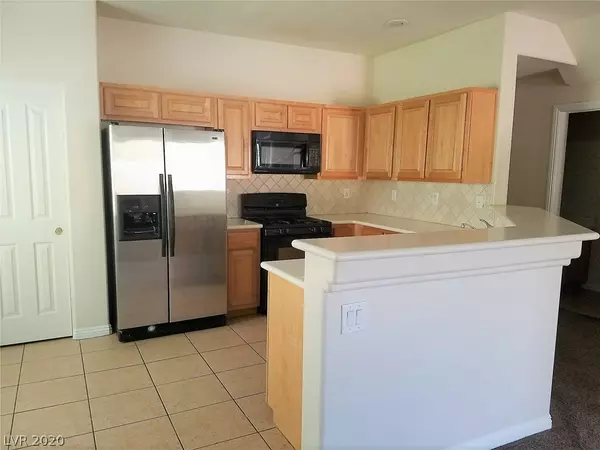 Henderson, NV 89002,1089 Pleasure Lane #102