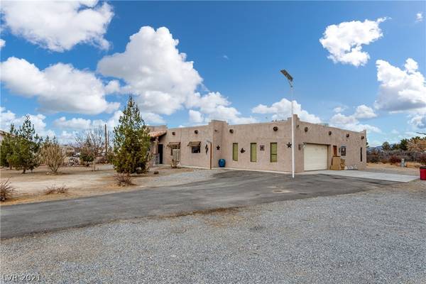 890 E Derby Street, Pahrump, NV 89048