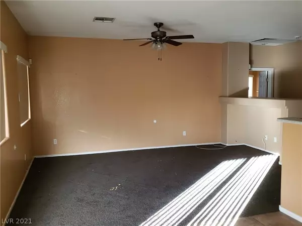 North Las Vegas, NV 89081,4921 White Jade Street