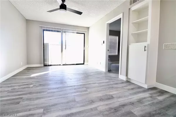 Las Vegas, NV 89103,4321 Gannet Circle #199