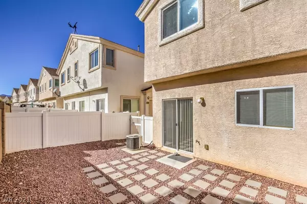 Las Vegas, NV 89178,8737 Roping Rodeo Avenue #102