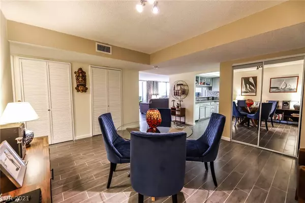 Las Vegas, NV 89169,750 Royal Crest Circle #313