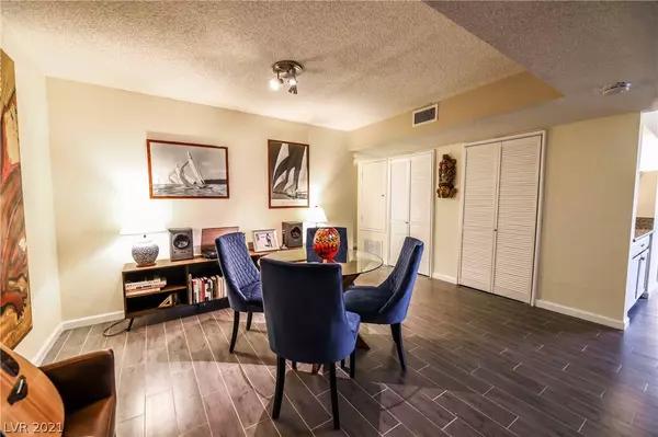 Las Vegas, NV 89169,750 Royal Crest Circle #313