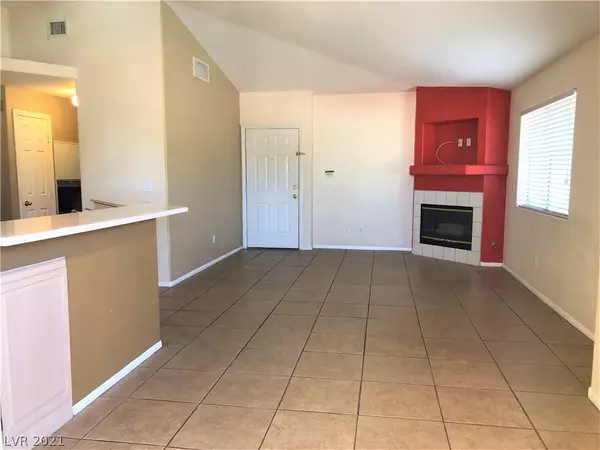 Henderson, NV 89014,397 Manti Place #397