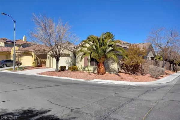 5012 Hacienda Grande Avenue, Las Vegas, NV 89141