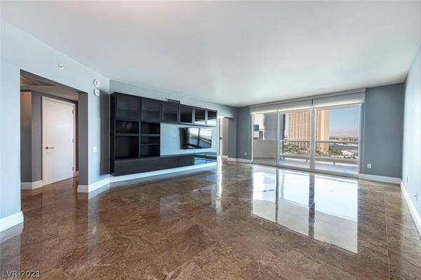 2747 PARADISE Road #904, Las Vegas, NV 89109