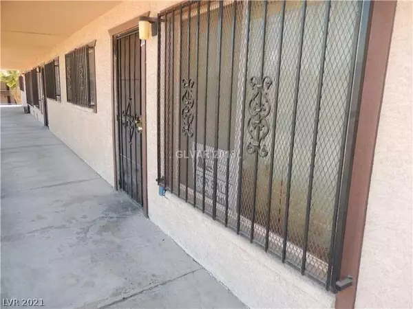 Las Vegas, NV 89169,625 Royal Crest Circle #22