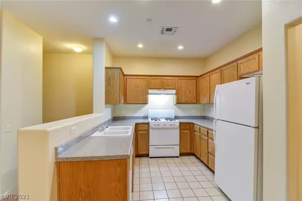 North Las Vegas, NV 89031,5930 Barbosa Drive #5