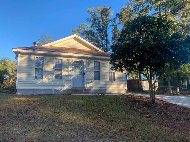 33 Franola Street, Smith Creek, FL 32358