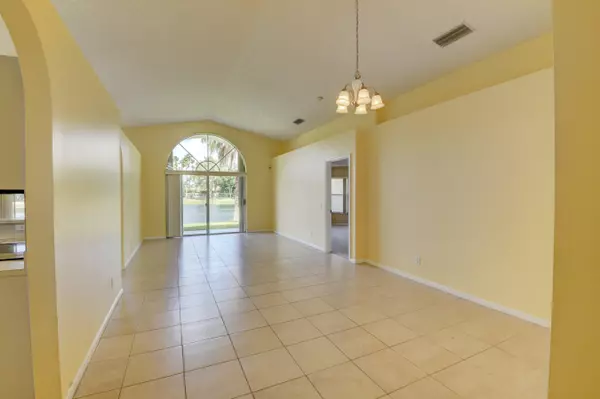 Boca Raton, FL 33496,9379 Fox Trot LN