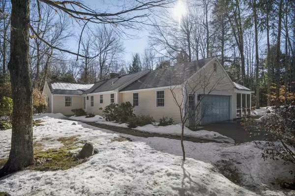 51 Carriage Hill RD, Hancock, NH 03449