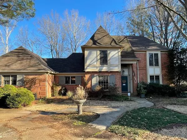 2695 COBBS HALL CV, Collierville, TN 38017