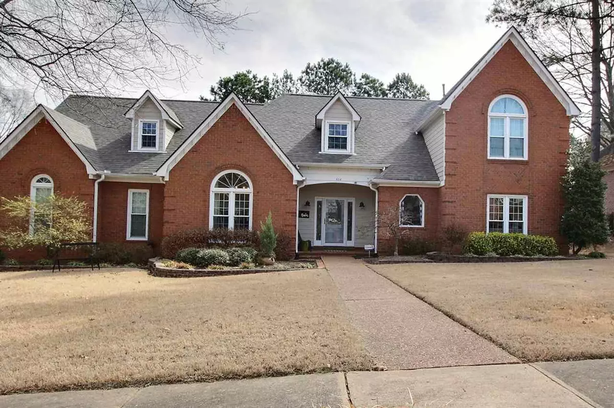 Collierville, TN 38017,434 HOUND HILL LN