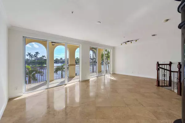 Boynton Beach, FL 33435,3083 Waterside CIR