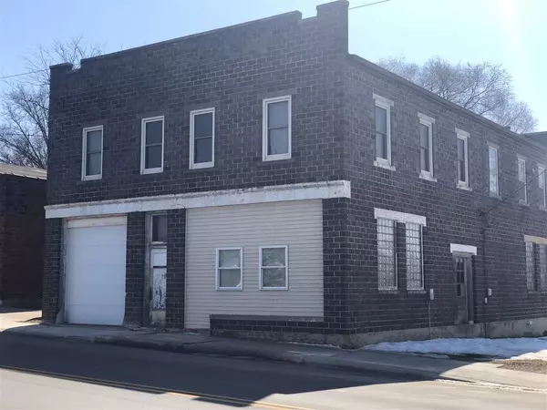 145 W Main St, Dickeyville, WI 53808