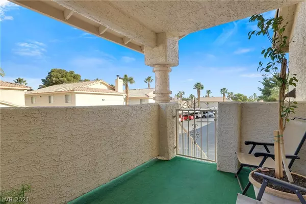 920 Falconhead Lane #202, Las Vegas, NV 89128