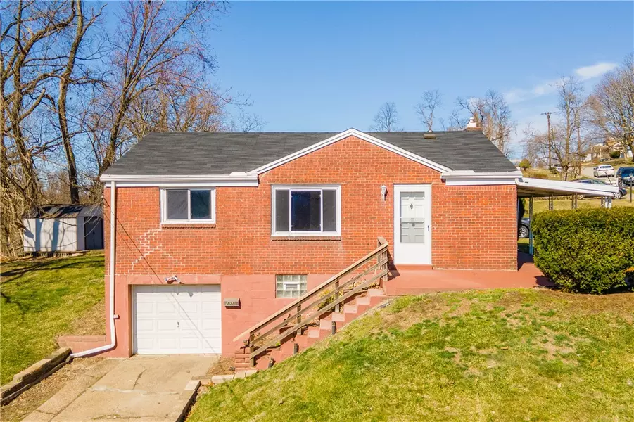 301 Mahoning Ave, North Versailles, PA 15137