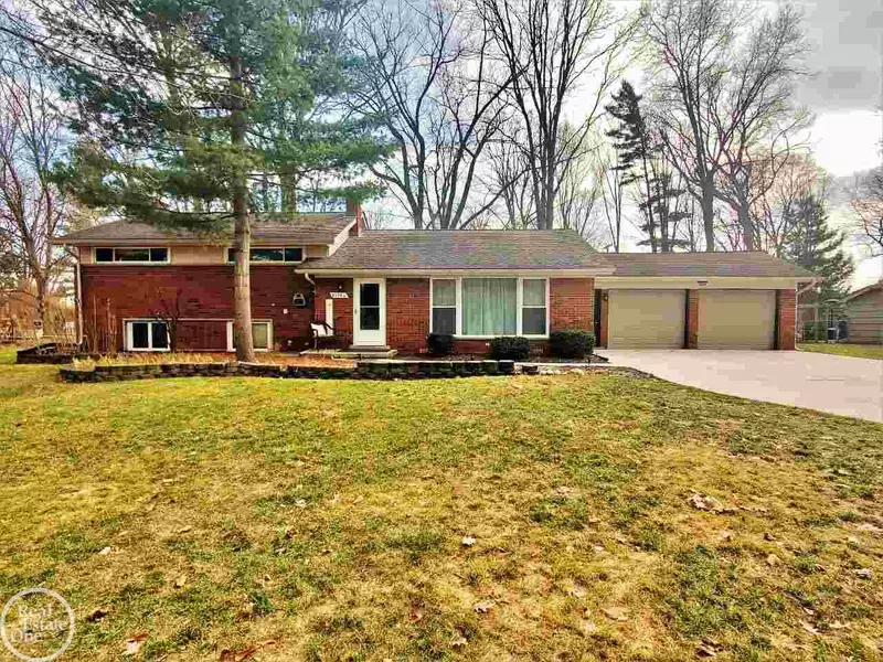 21940 Wendell, Clinton Township, MI 48036