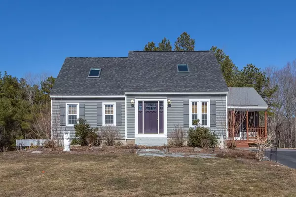 27 Laliberte LN, Candia, NH 03034