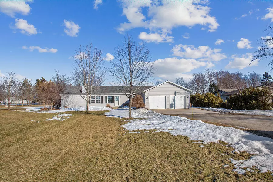 230 S County Highway W, Reedsville, WI 54230