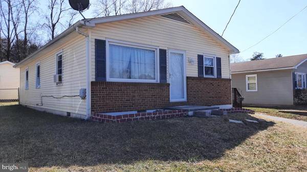 519 FREDERICK AVE, Front Royal, VA 22630