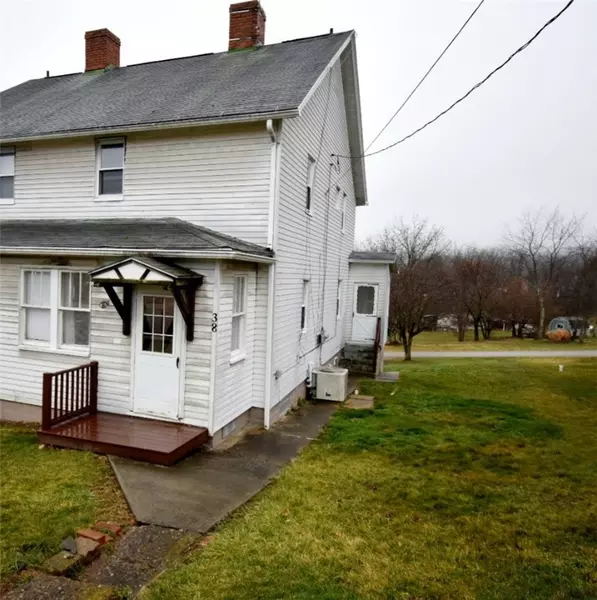 38 Madison Street, Cokeburg, PA 15324