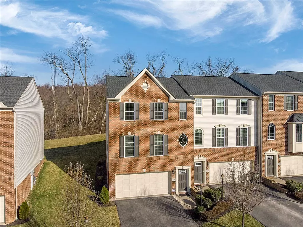 Canonsburg, PA 15317,326 Maple Ridge Drive