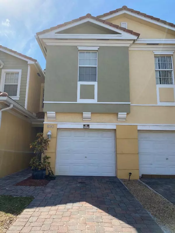 890 Pipers Cay DR, West Palm Beach, FL 33415