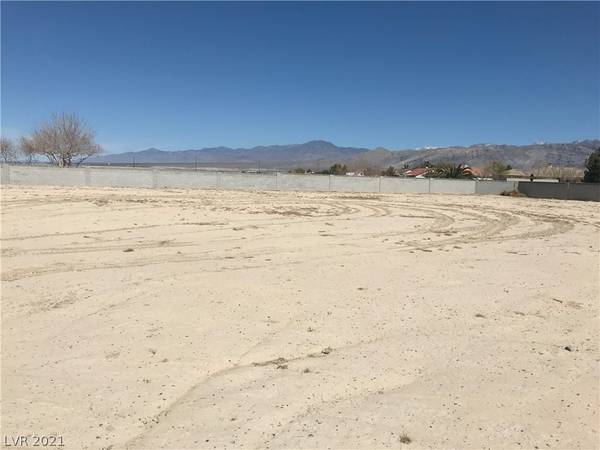 6701 Parkwood Court, Pahrump, NV 89061