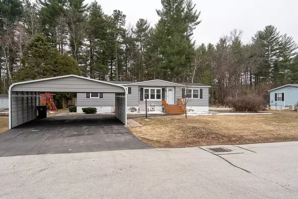 13 Briarwood DR, Merrimack, NH 03054