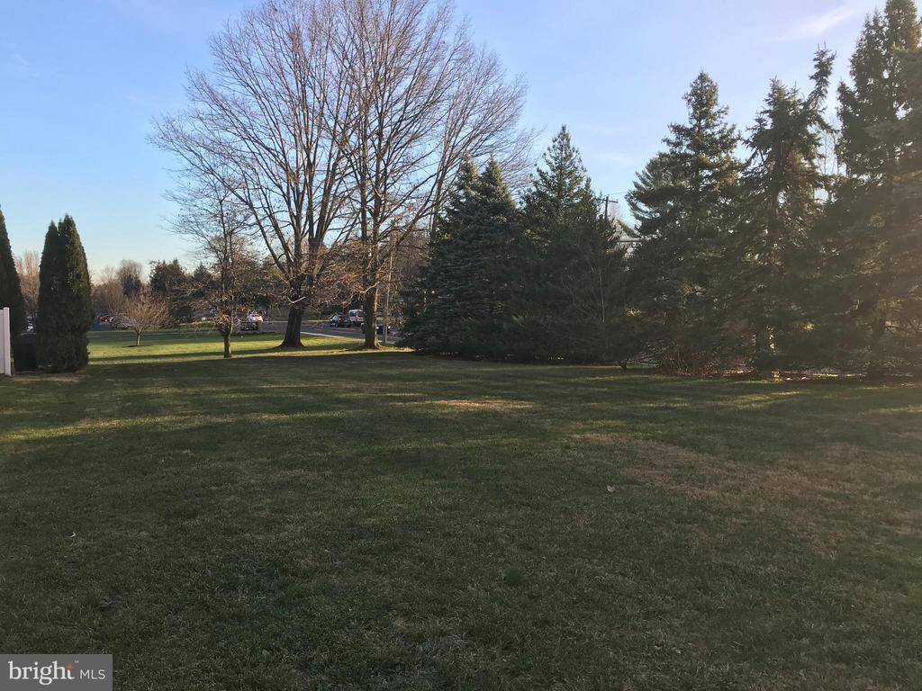 Horsham, PA 19044,470 DRESHER RD #C4