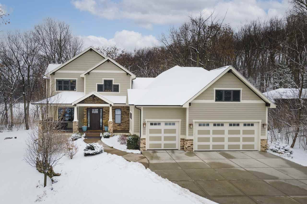 6713 Shamrock Glen Cir, Middleton, WI 53562