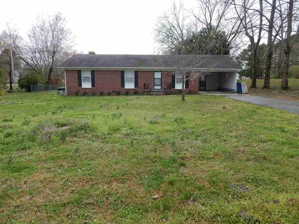 Savannah, TN 38372,115 LINDA DR