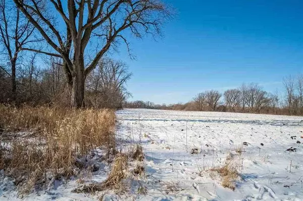 Rio, WI 53960,70 Ac Old F Rd