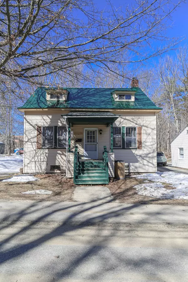 Plymouth, NH 03264,32 Pleasant ST