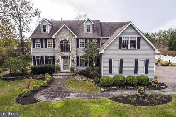 6 BAINBRIDGE CT, Shamong, NJ 08088