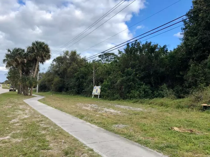 1960 NE Dixie HWY, Jensen Beach, FL 34957