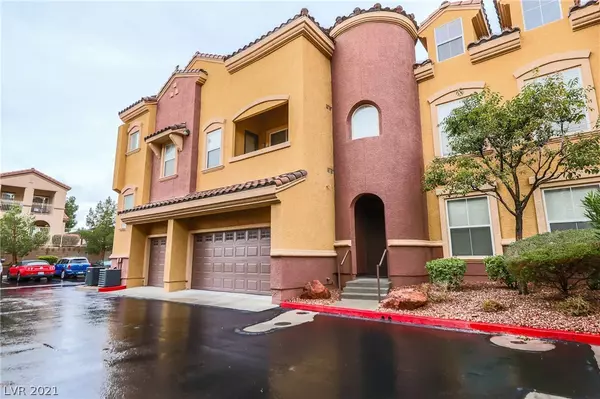 Las Vegas, NV 89129,3975 Hualapai Way #276