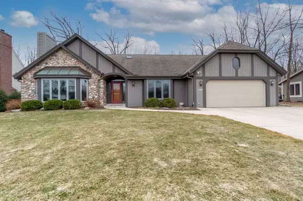 New Berlin, WI 53151,15065 W Woodview Dr