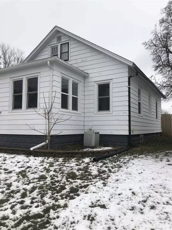Mauston, WI 53948,800 Tremont St