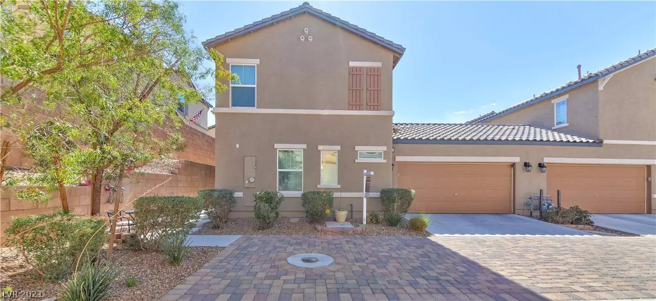 1050 Spotted Saddle Street, Henderson, NV 89015