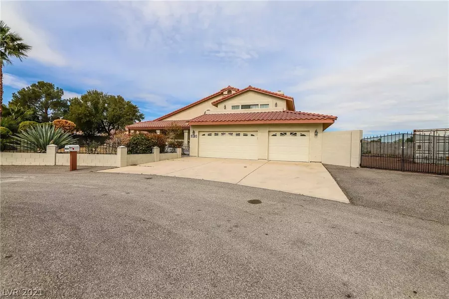 9180 Fisher Avenue, Las Vegas, NV 89149