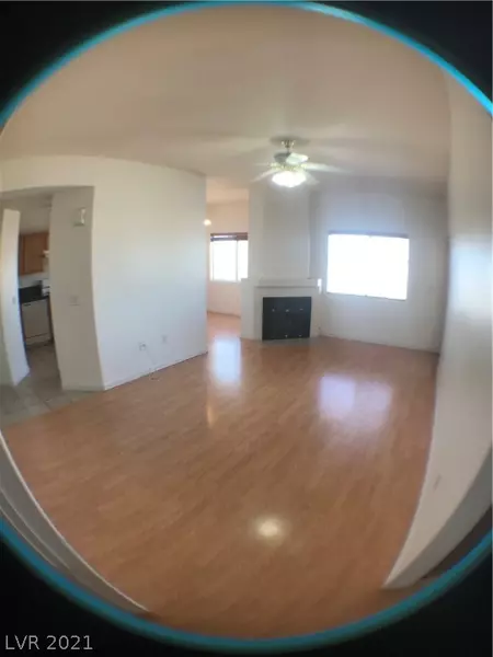 1050 E Cactus Avenue #2036, Las Vegas, NV 89183