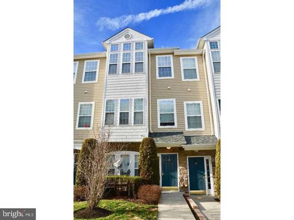 32 SWAN CT, Delanco, NJ 08075