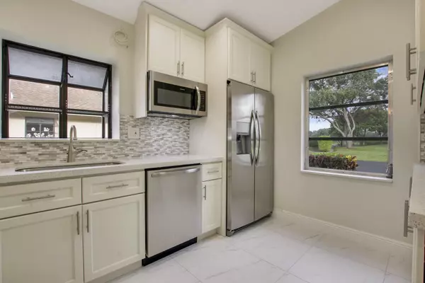 Boca Raton, FL 33496,8156 Sweetbriar WAY