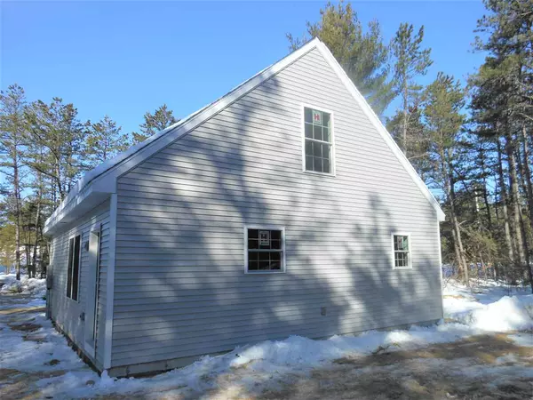 Tamworth, NH 03886,369 Silver Pine LN