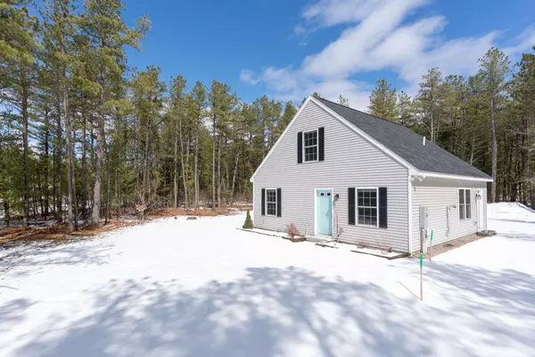 Tamworth, NH 03886,369 Silver Pine LN