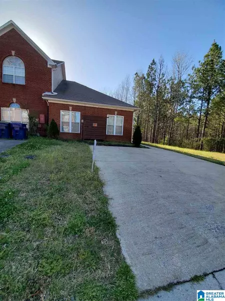 580 TREYMOOR LAKE CIRCLE, Alabaster, AL 35007